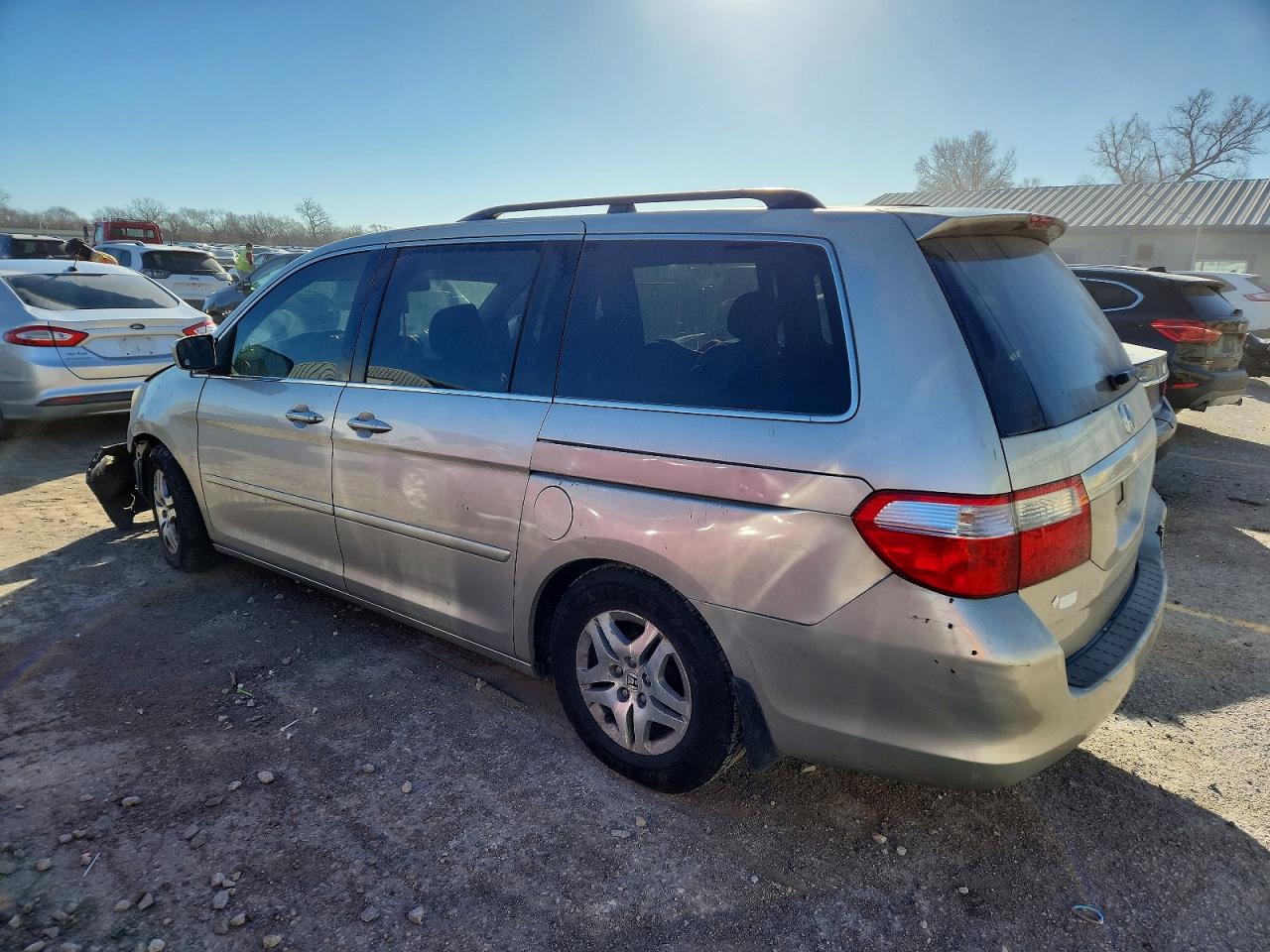 2005 HONDA ODYSSEY EX photo 2