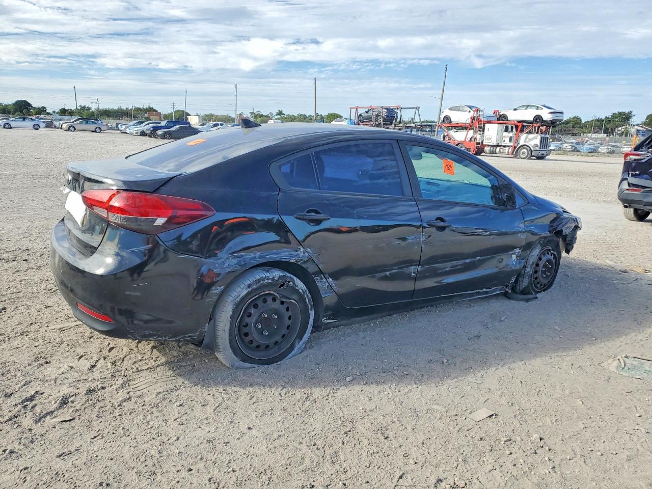2017 KIA FORTE LX photo 3