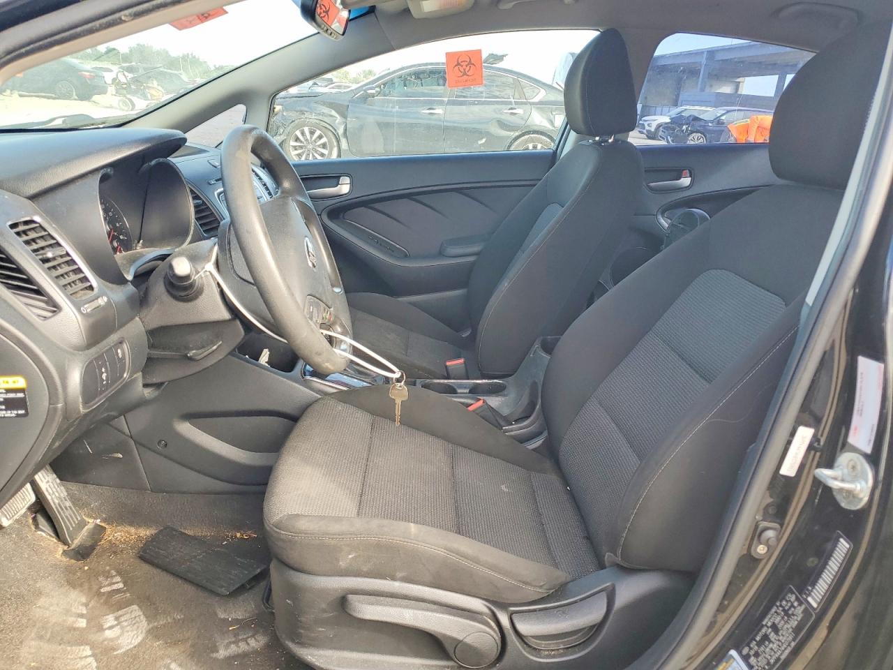 2017 KIA FORTE LX photo 7