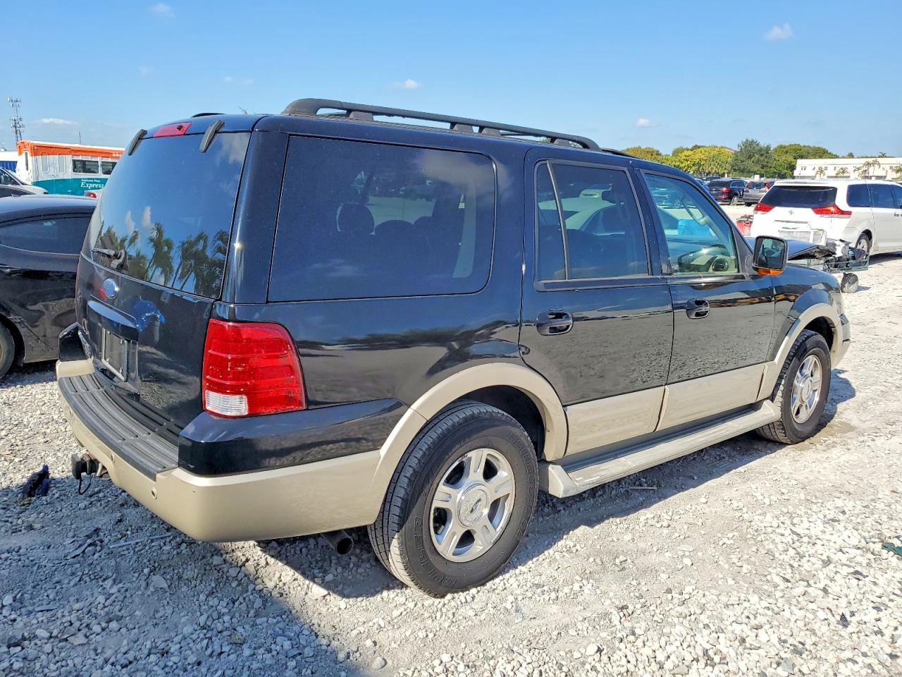 2005 FORD EXPEDITION EDDIE BAUER photo 3