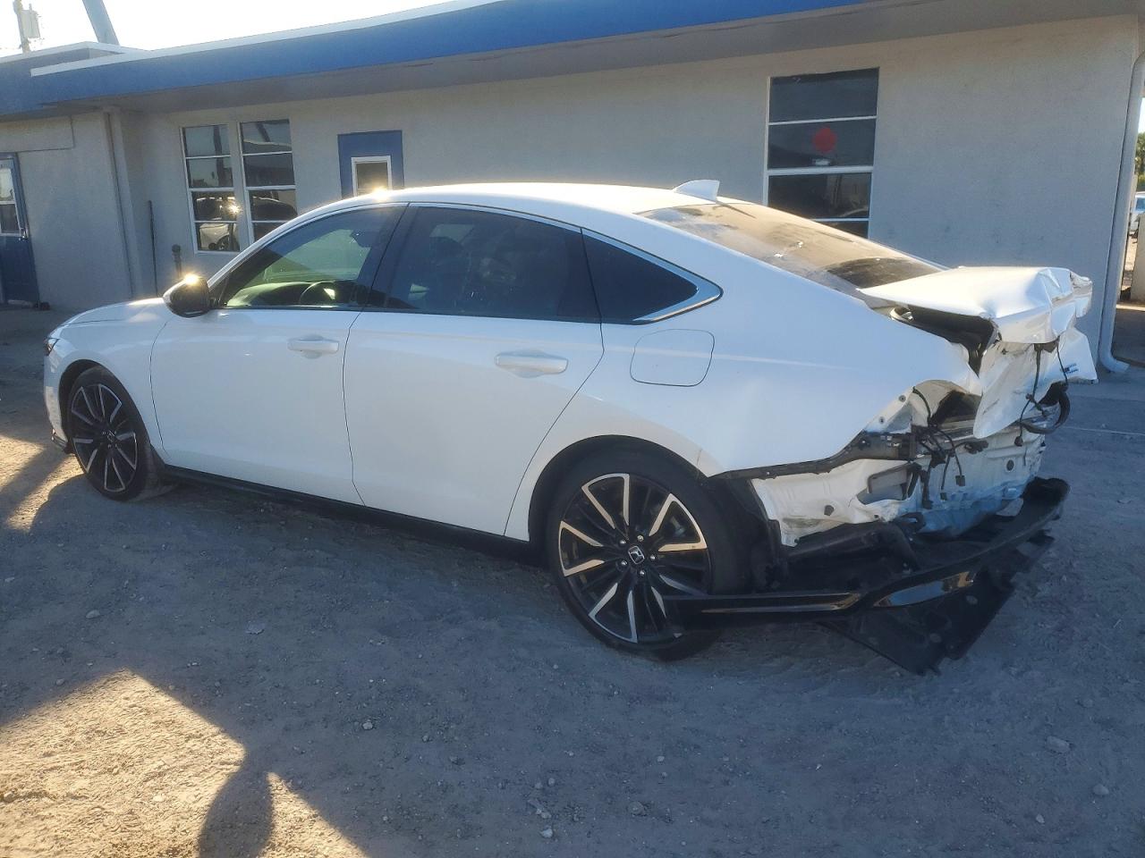 2024 HONDA ACCORD TOURING HYBRID photo 2