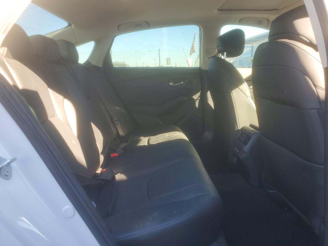 2024 HONDA ACCORD TOURING HYBRID photo 10