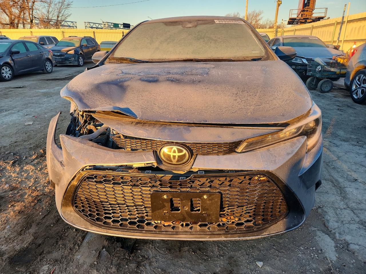 2021 TOYOTA COROLLA LE photo 5