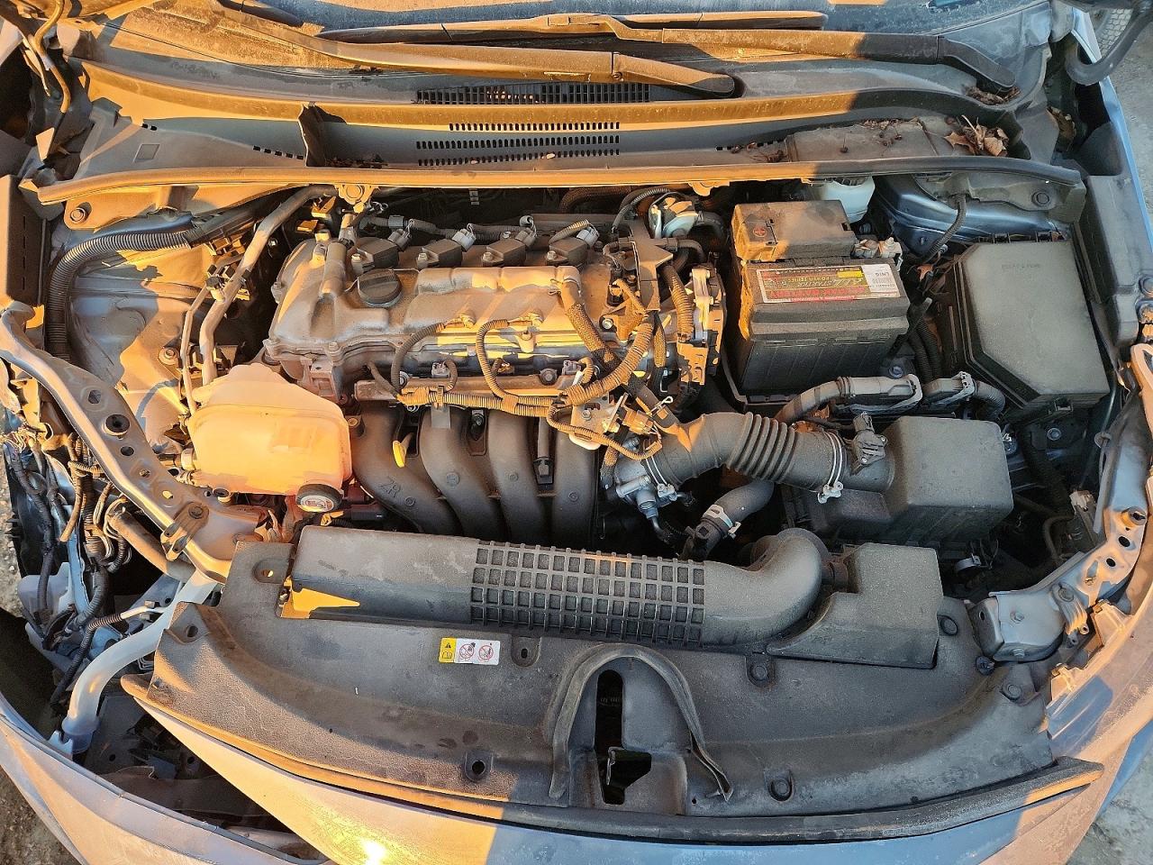2021 TOYOTA COROLLA LE photo 11