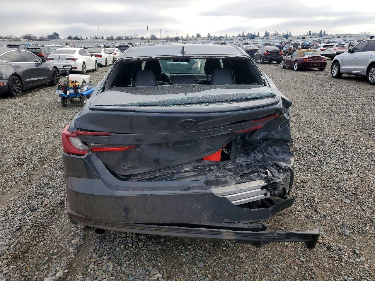 2025 TOYOTA CAMRY XSE photo 6