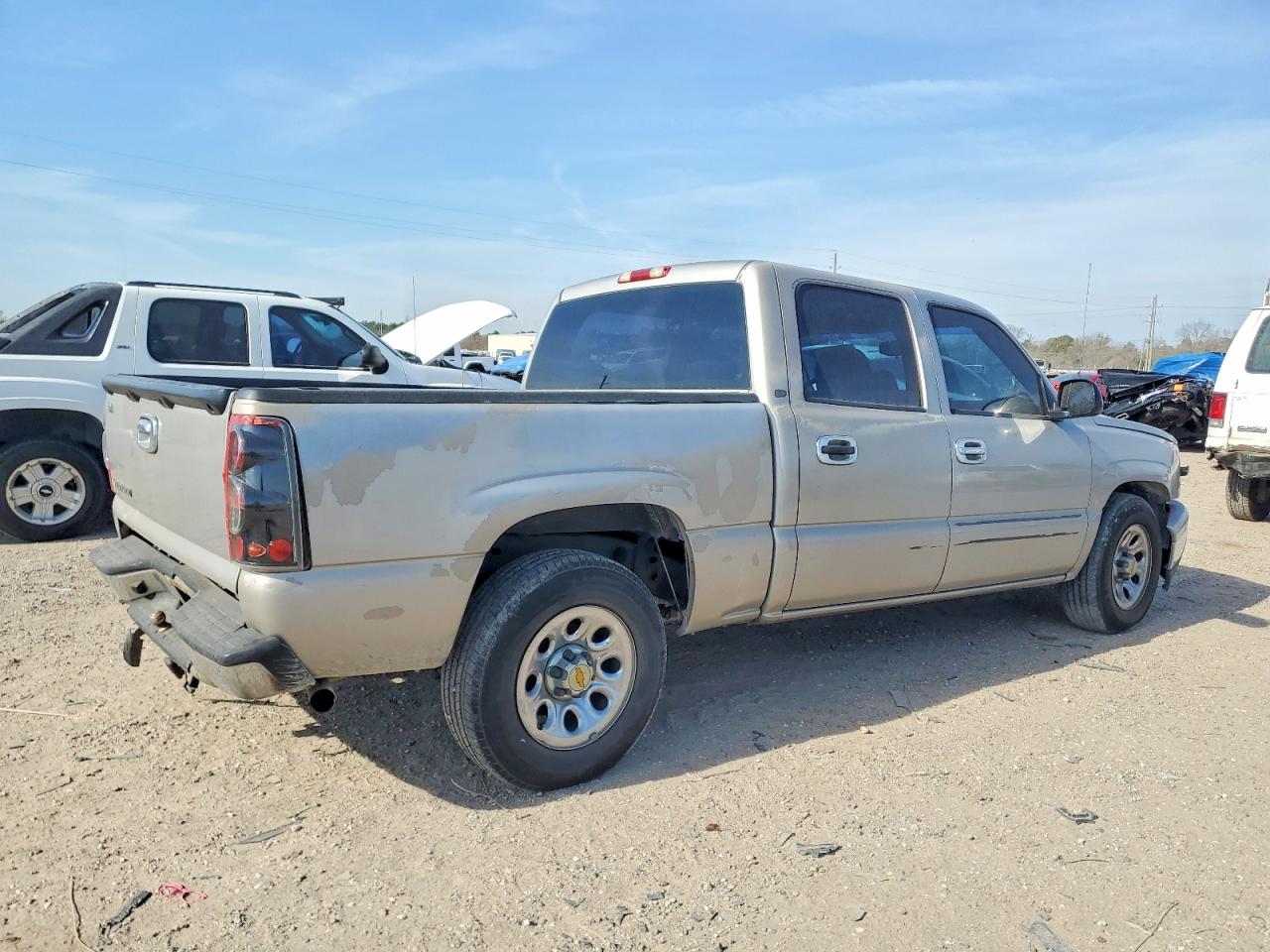 2006 CHEVROLET SILVERADO C1500 photo 3