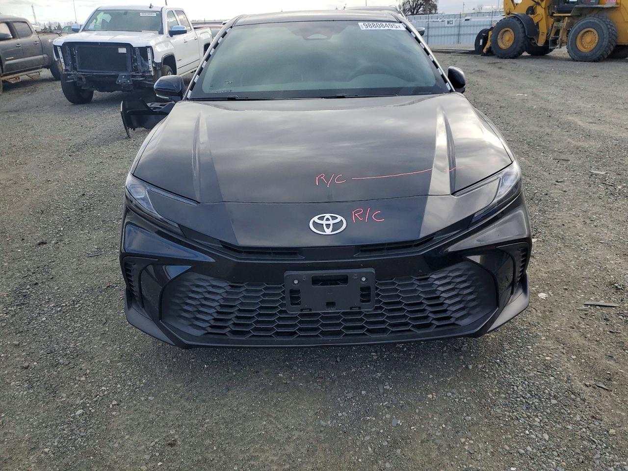 2025 TOYOTA CAMRY XSE photo 5
