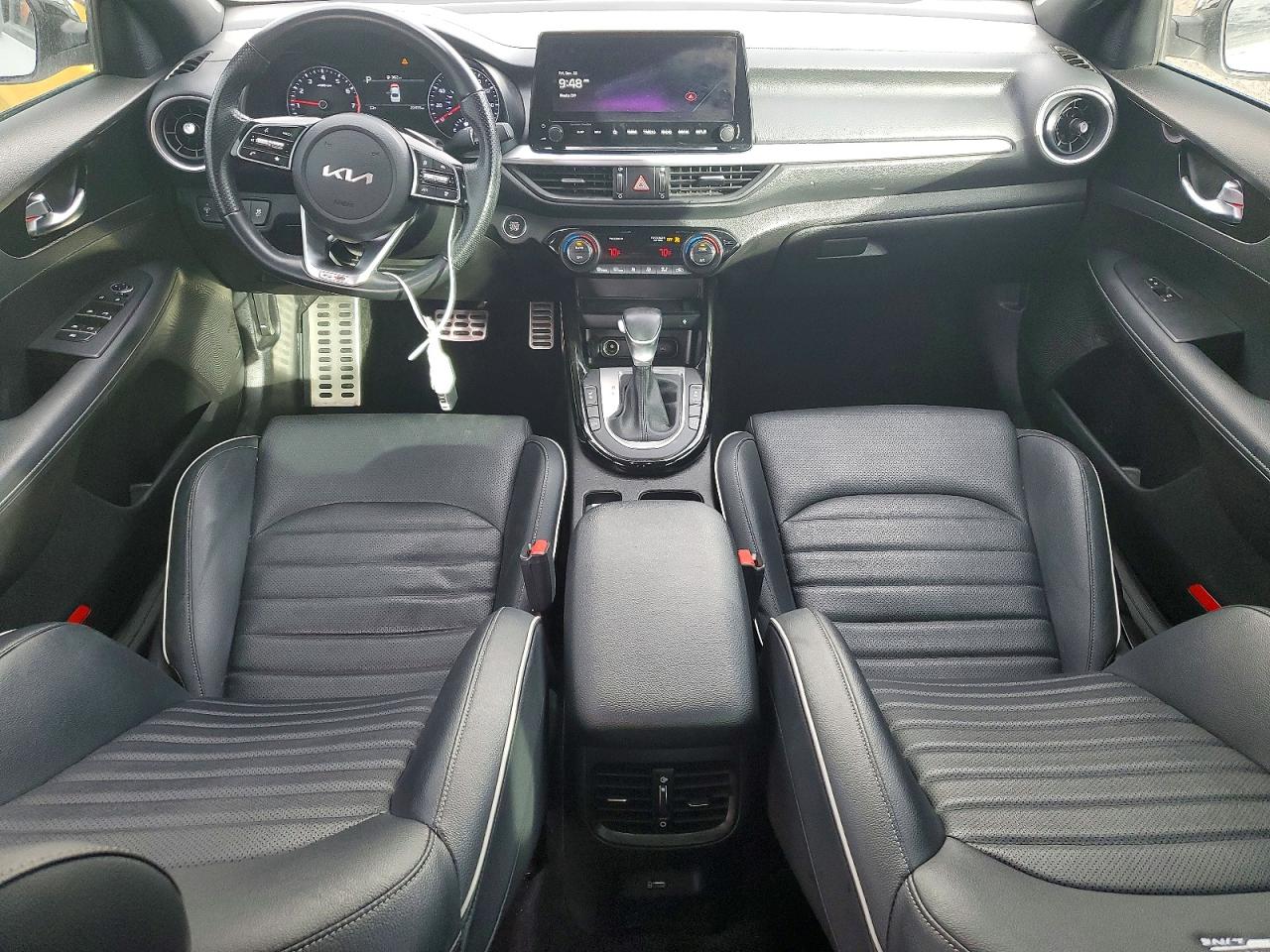 2023 KIA FORTE photo 8