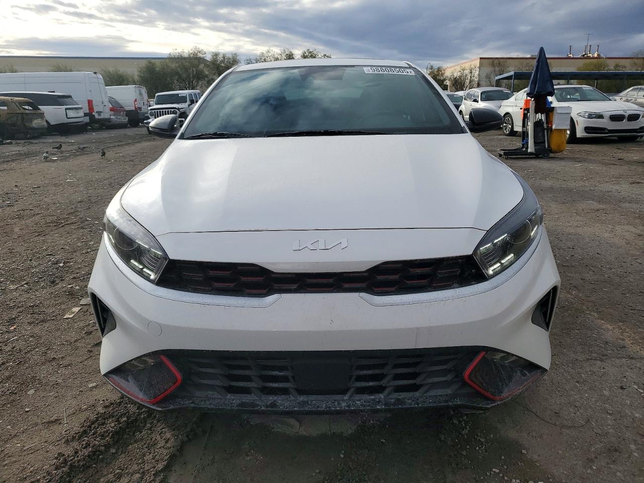 2023 KIA FORTE photo 5