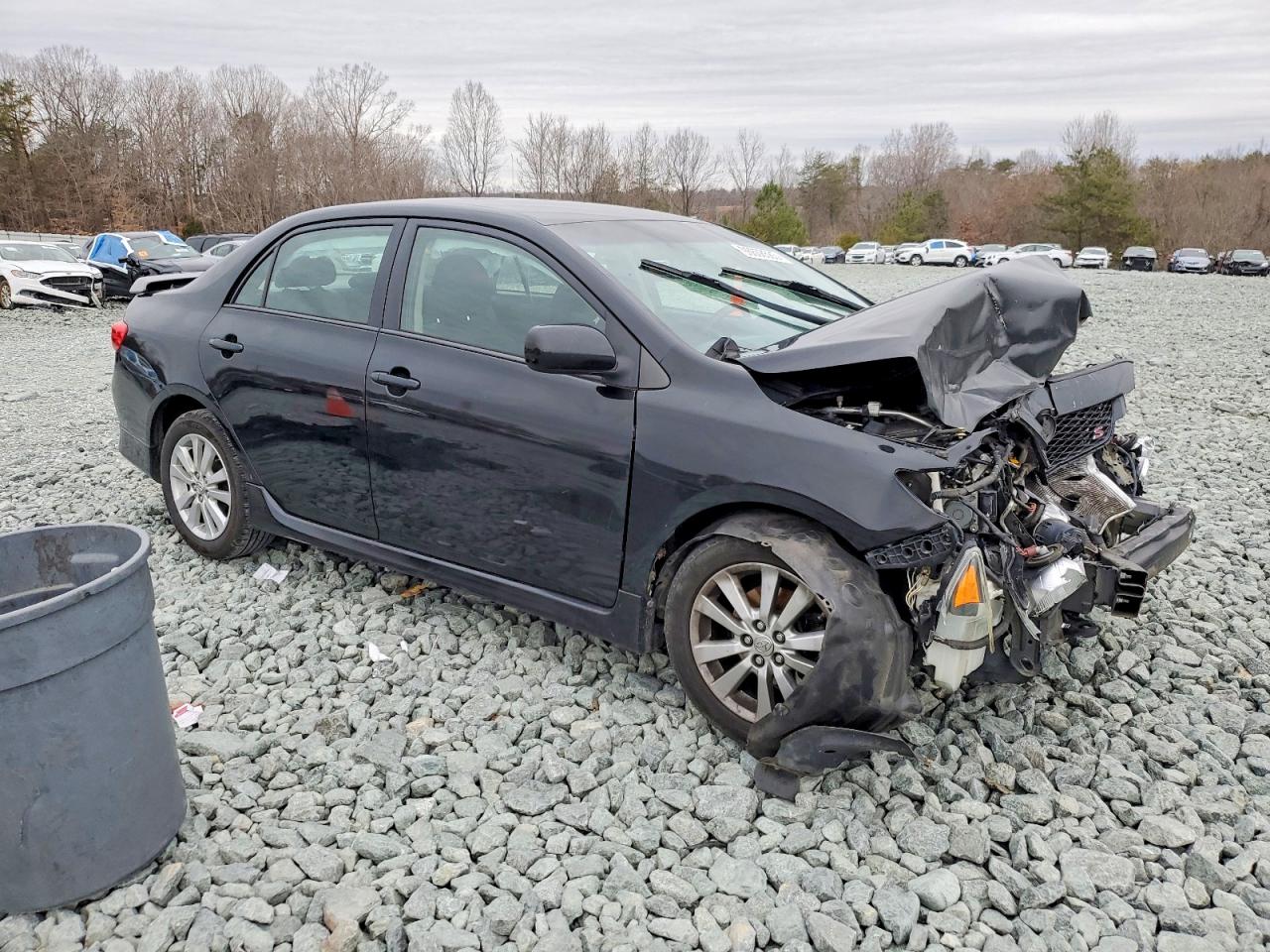 2010 TOYOTA COROLLA BASE photo 4