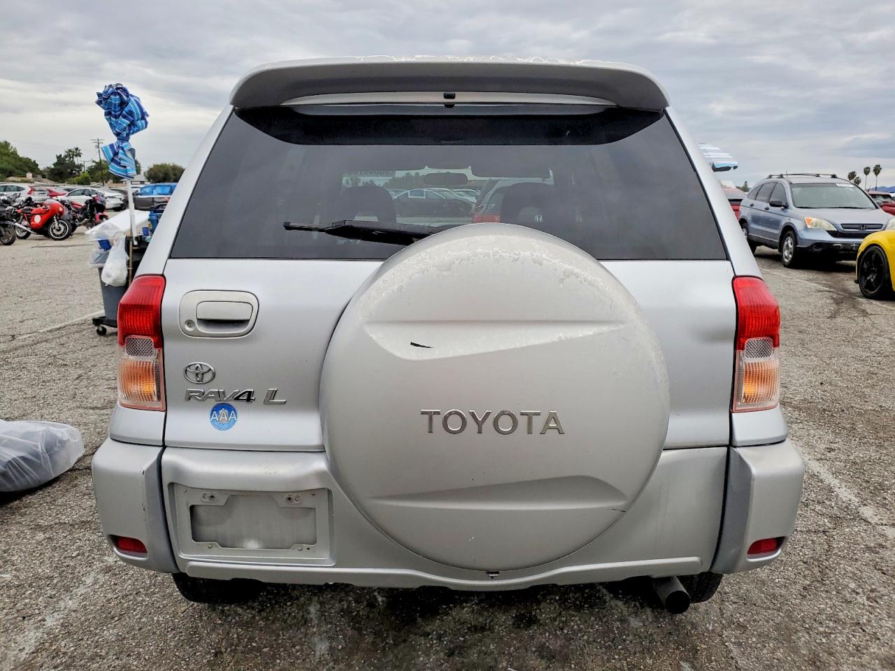 2003 TOYOTA RAV4 photo 6