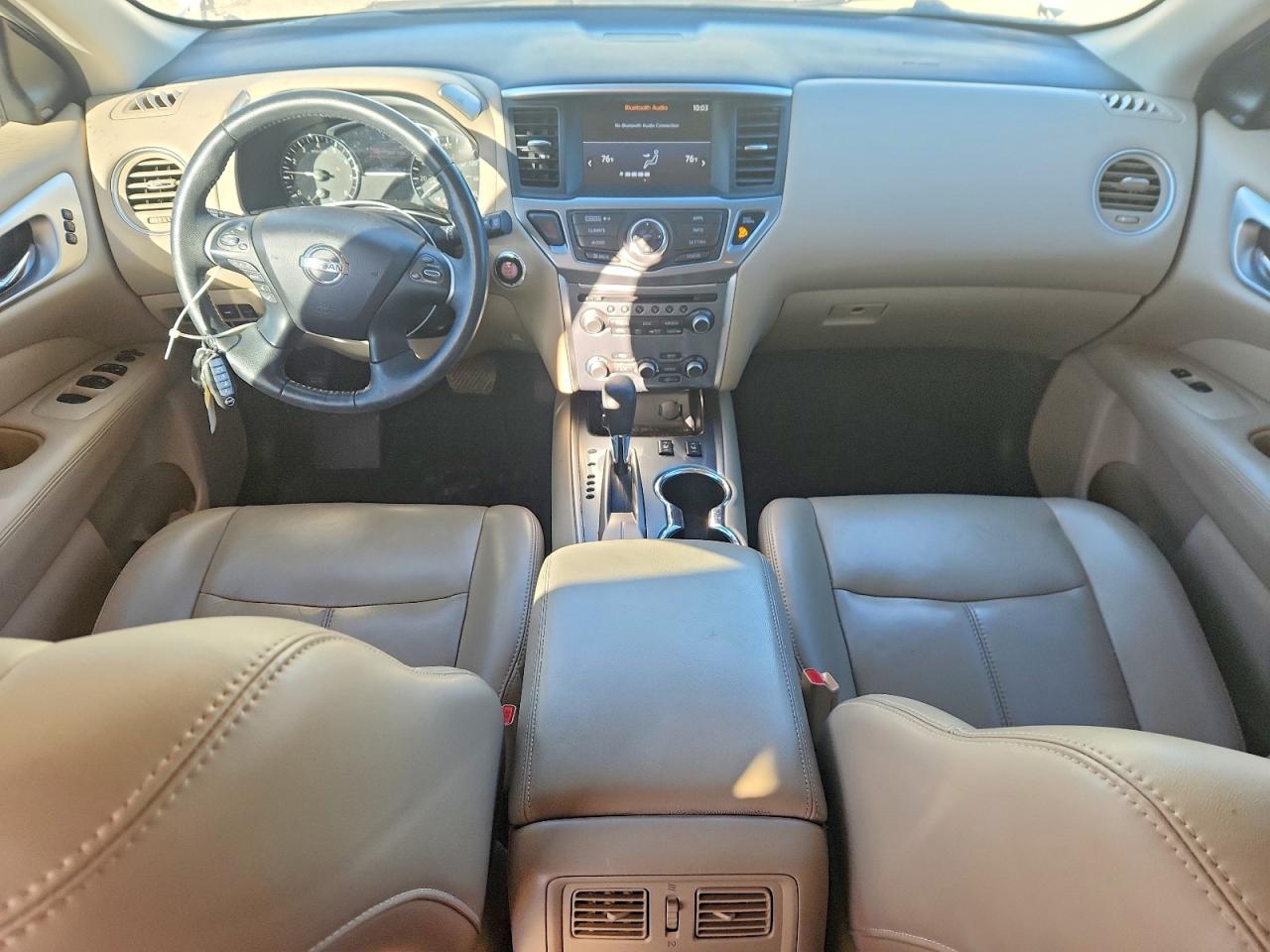 2017 NISSAN PATHFINDER S photo 8