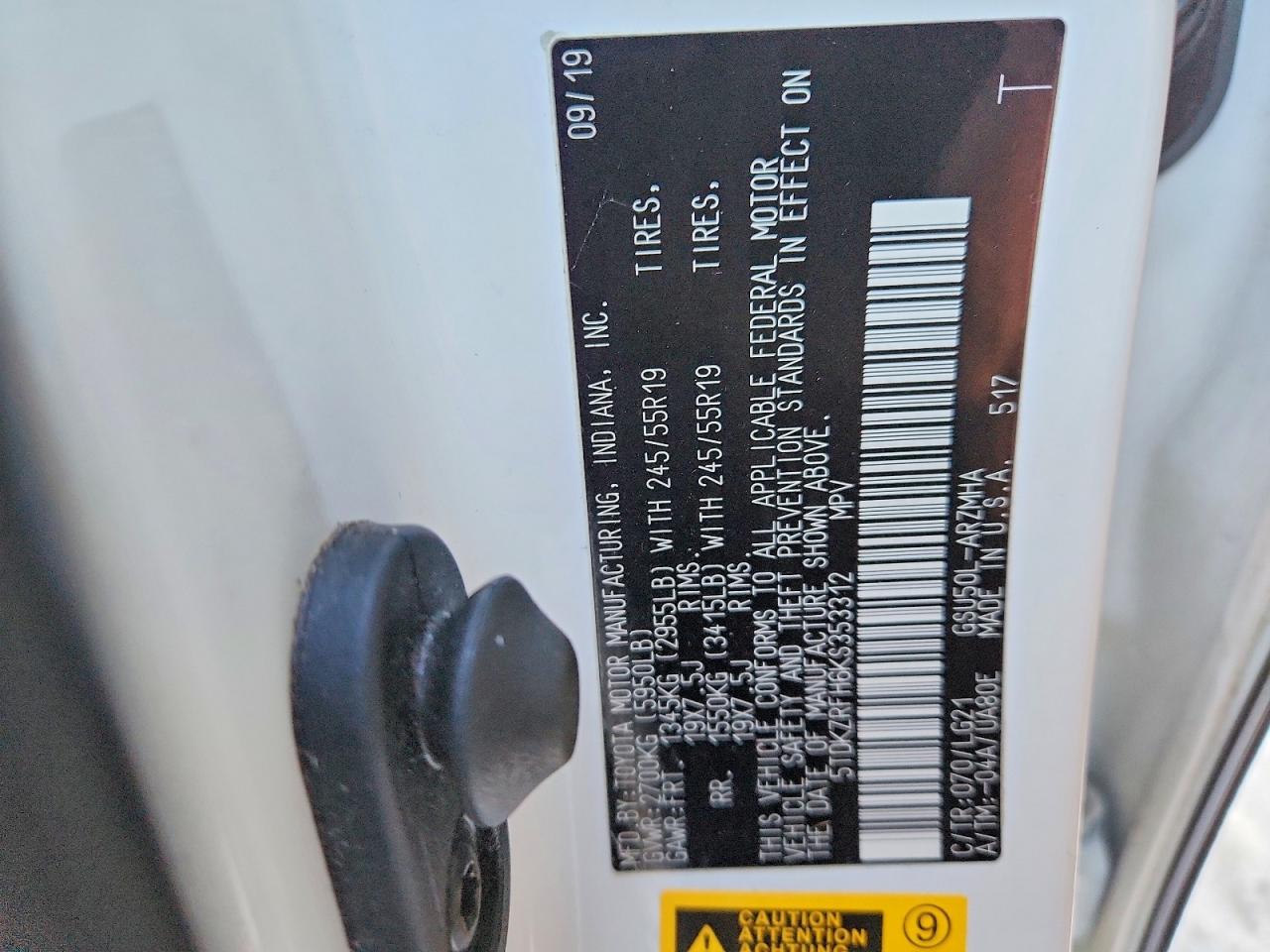 2019 TOYOTA HIGHLANDER SE photo 13