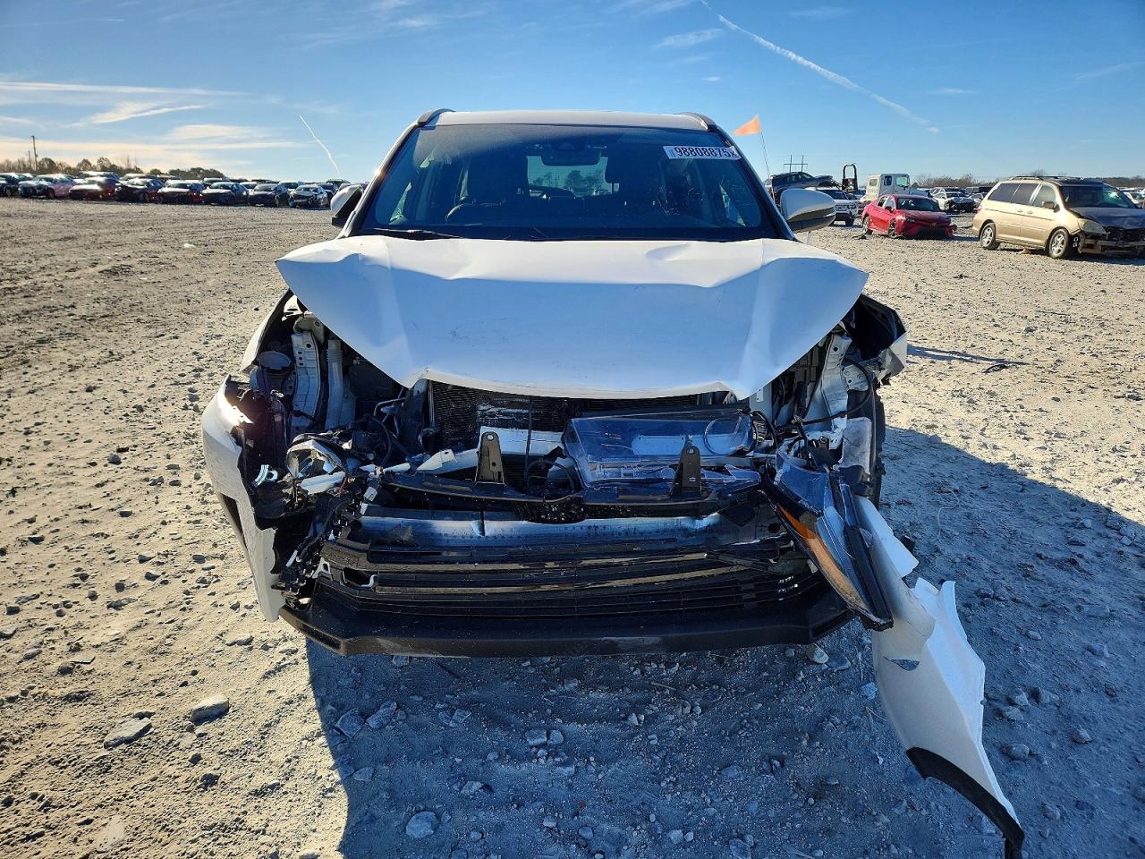 2019 TOYOTA HIGHLANDER SE photo 5