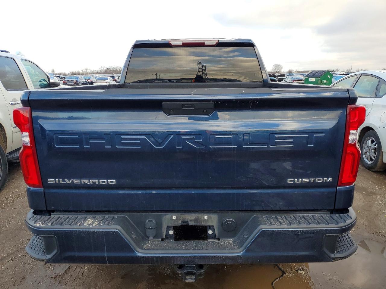2021 CHEVROLET SILVERADO K1500 CUSTOM photo 6