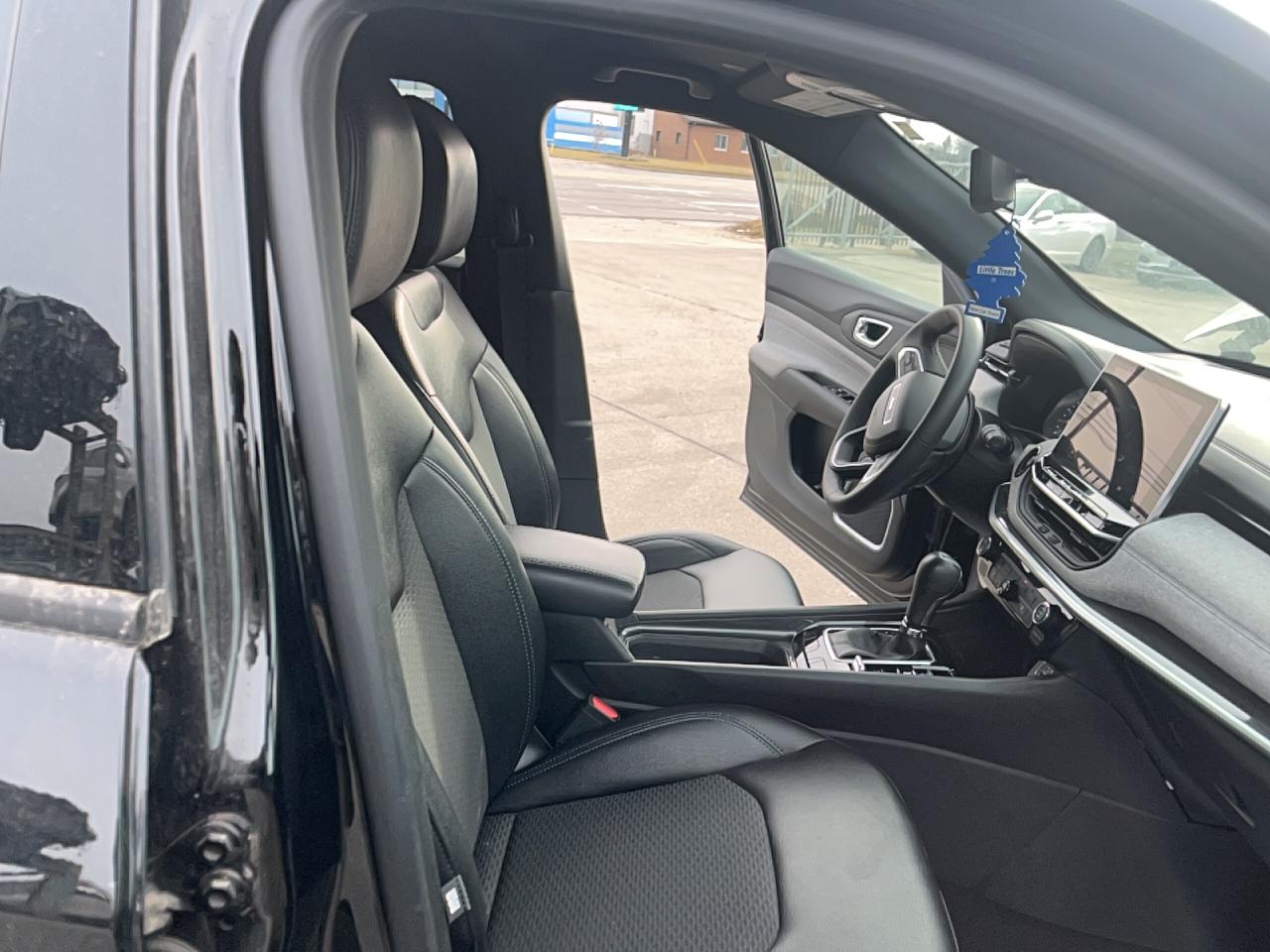 2024 JEEP COMPASS LATITUDE photo 5
