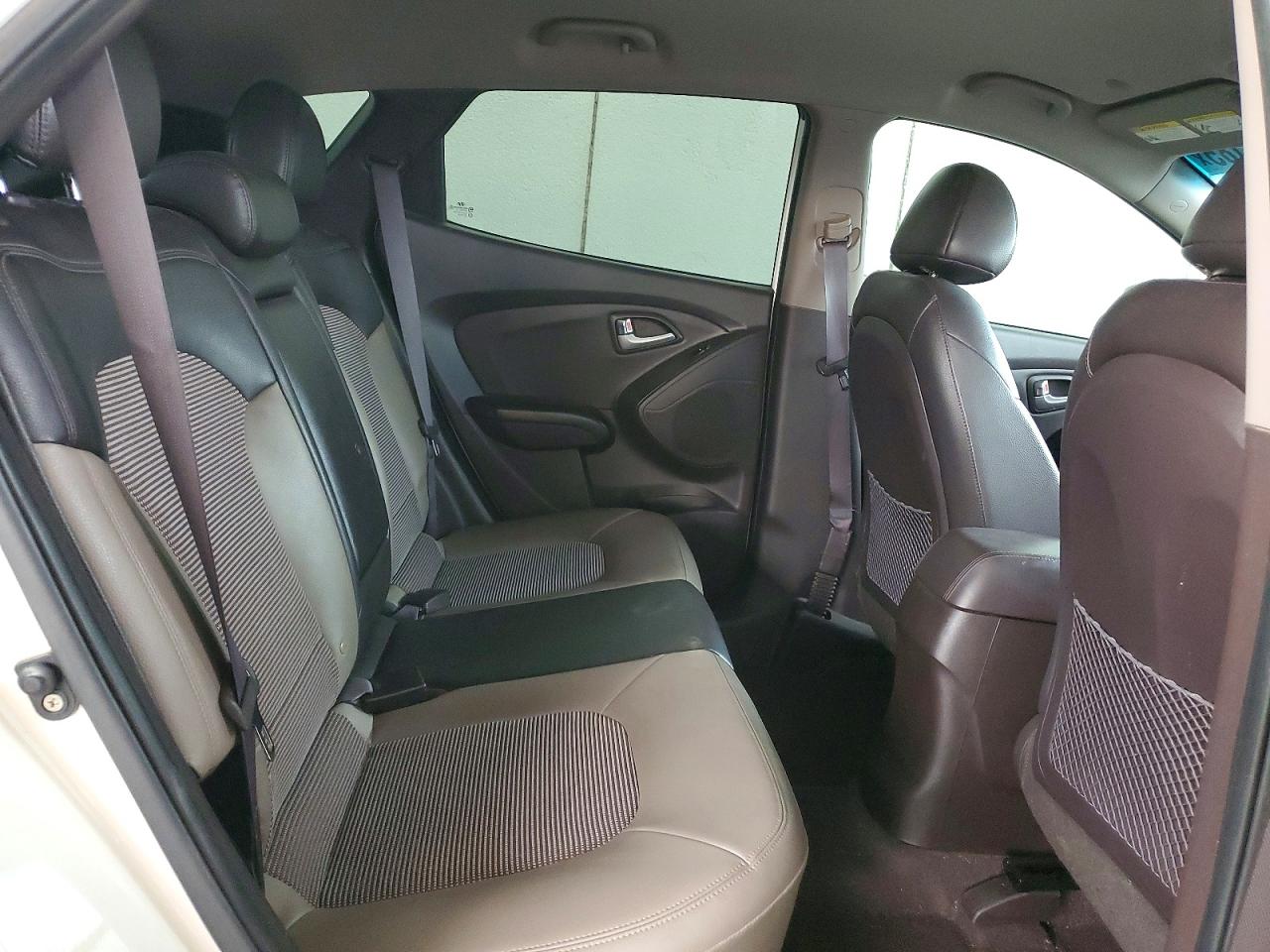 2012 HYUNDAI TUCSON GLS photo 11