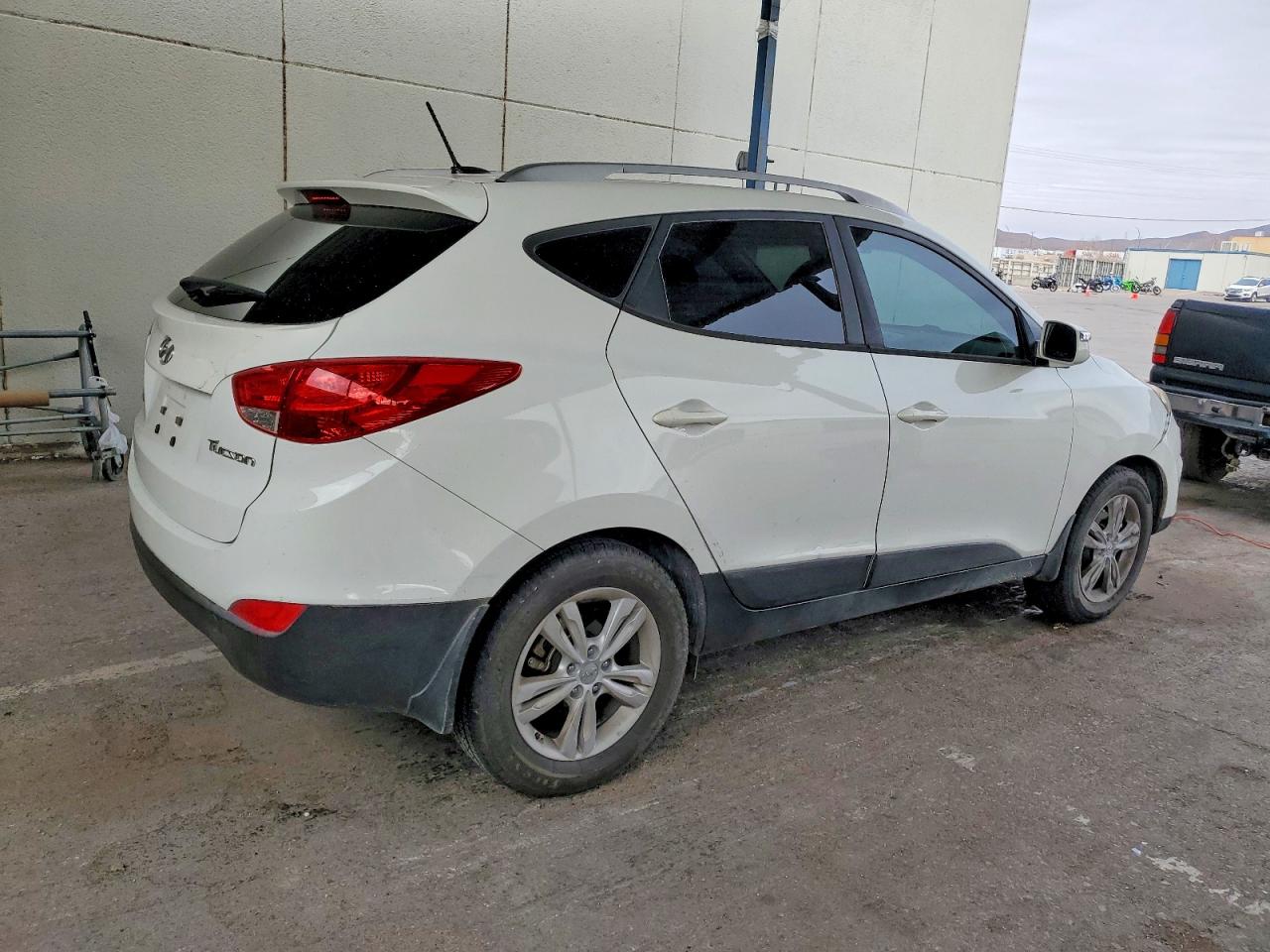 2012 HYUNDAI TUCSON GLS photo 3