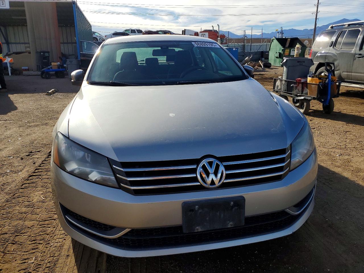 2014 VOLKSWAGEN PASSAT S photo 5