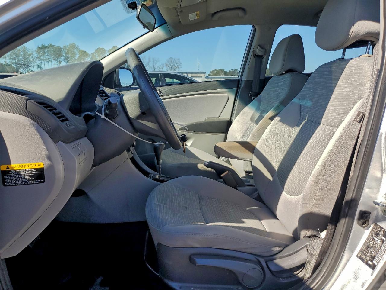2015 HYUNDAI ACCENT GLS photo 7