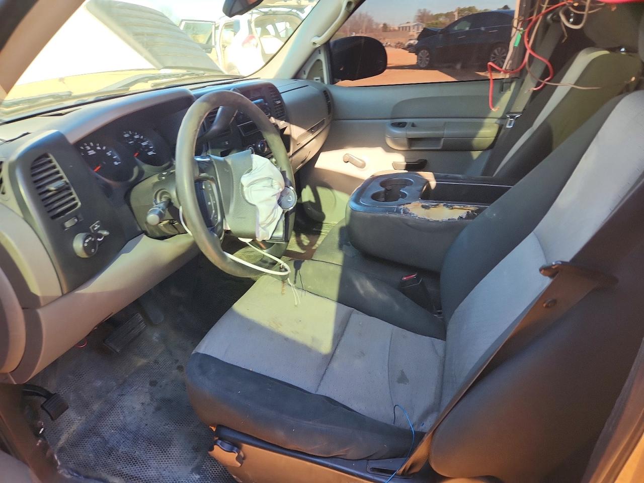 2009 CHEVROLET SILVERADO C1500 photo 7