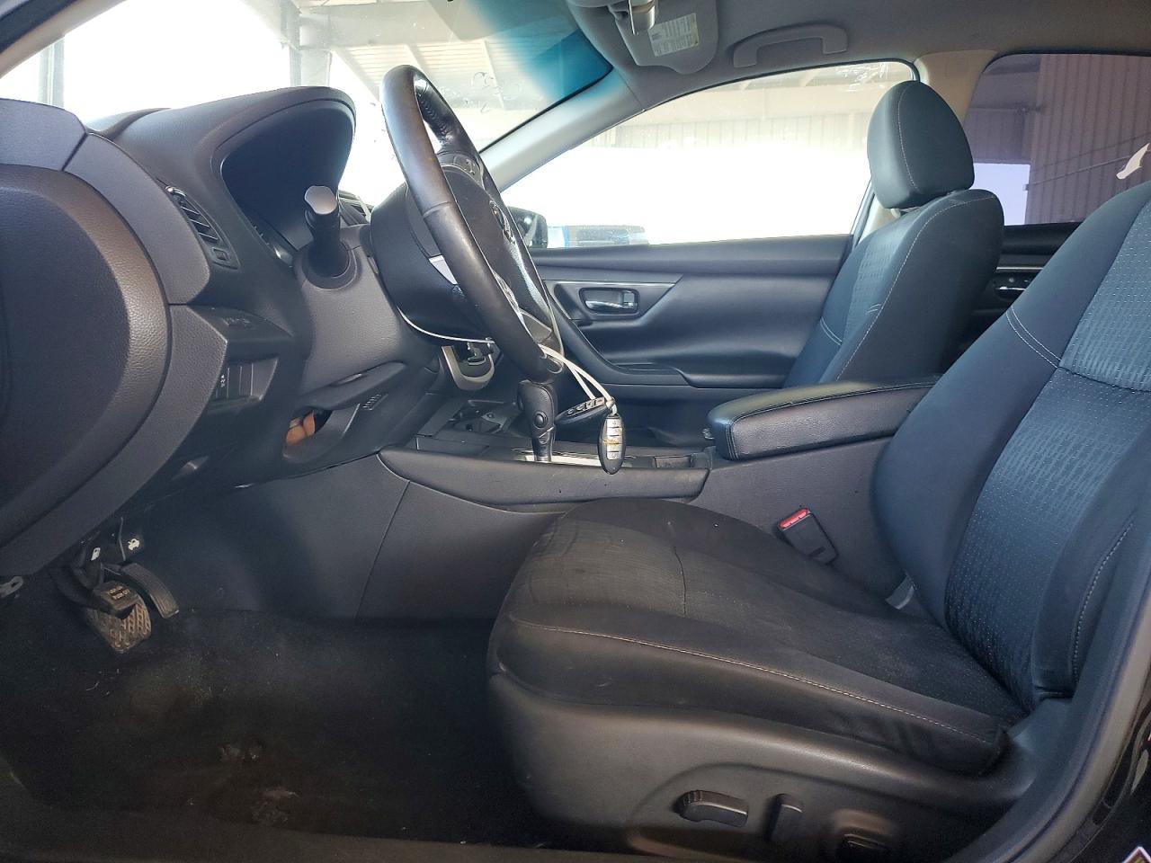 2017 NISSAN ALTIMA 2.5 SV photo 7