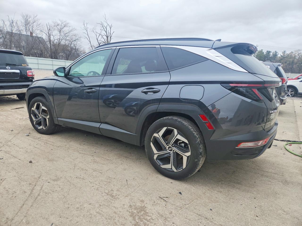 2024 HYUNDAI TUCSON SEL photo 2