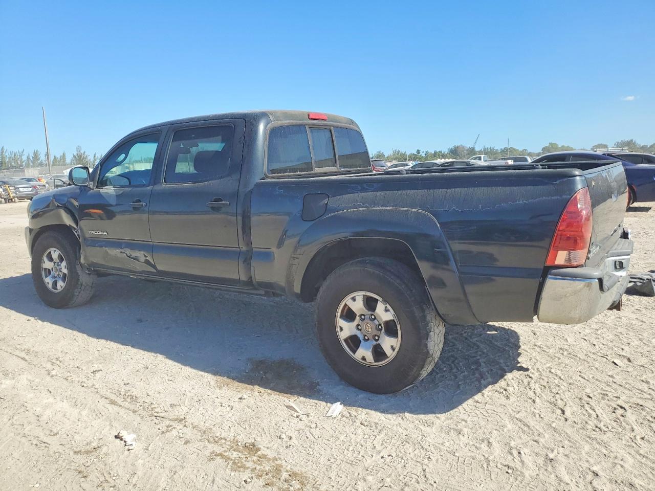 2006 TOYOTA TACOMA DOUBLE CAB LONG BED photo 2
