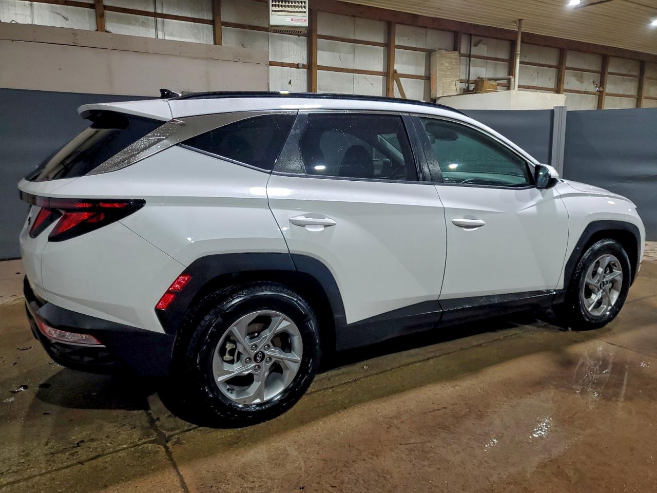 2024 HYUNDAI TUCSON SEL photo 3