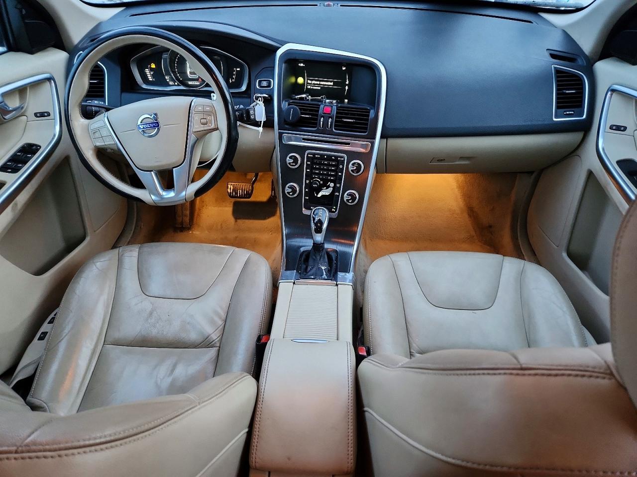 2015 VOLVO XC60 T6 PREMIER photo 8