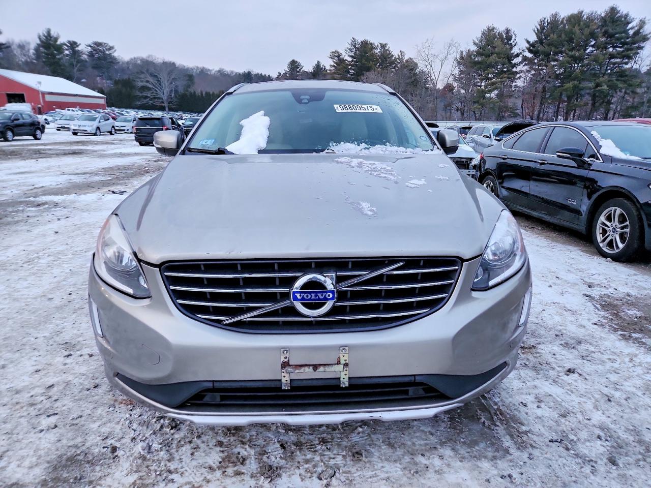 2015 VOLVO XC60 T6 PREMIER photo 5
