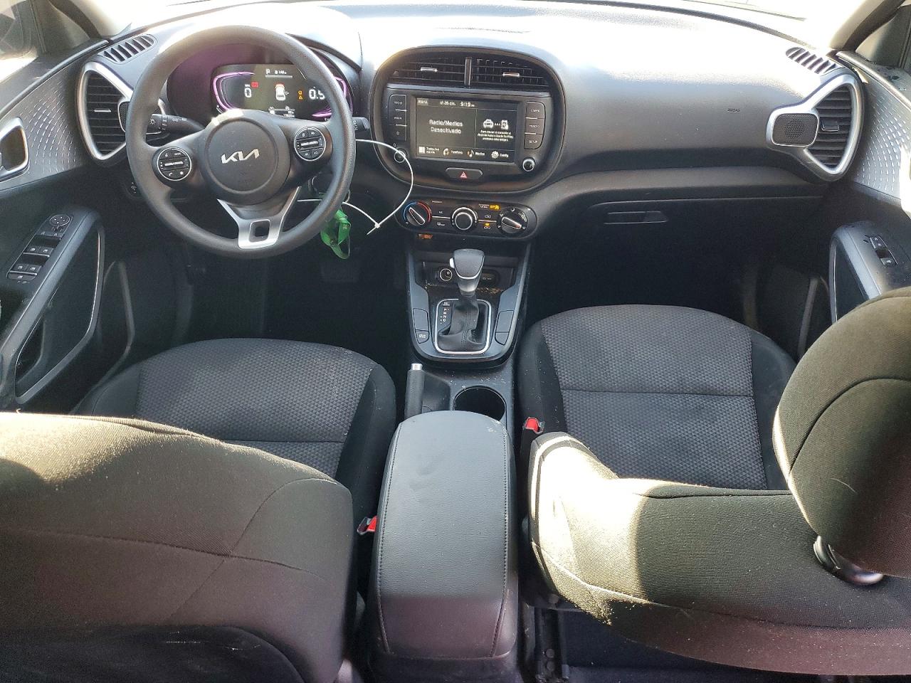 2025 KIA SOUL LX photo 8