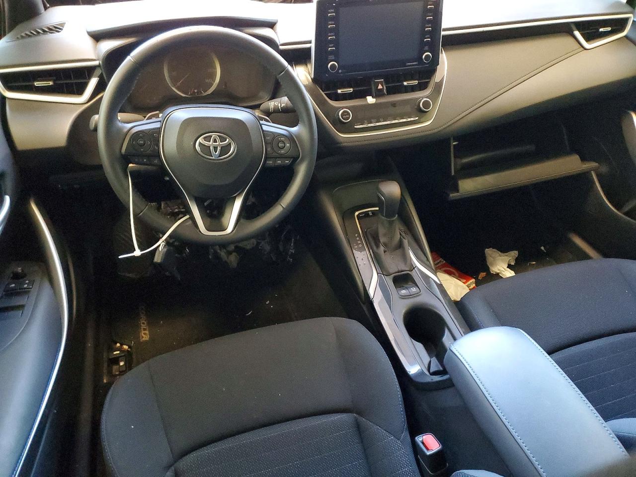 2021 TOYOTA COROLLA SE photo 8