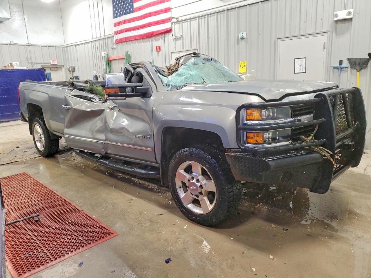 2017 CHEVROLET SILVERADO K2500 HEAVY DUTY LTZ photo 4