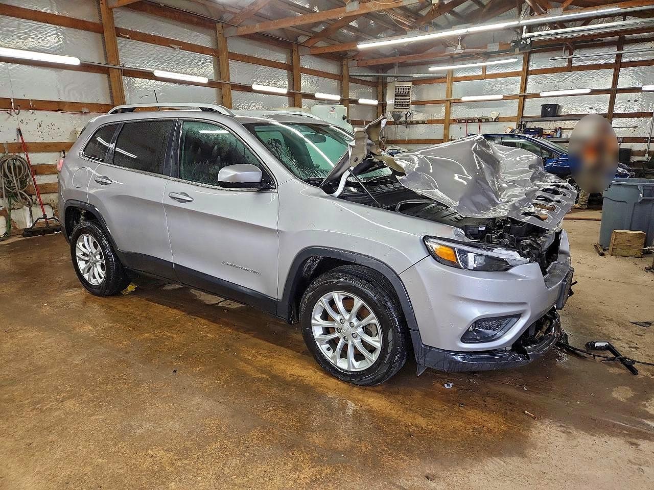 2019 JEEP CHEROKEE LATITUDE photo 4