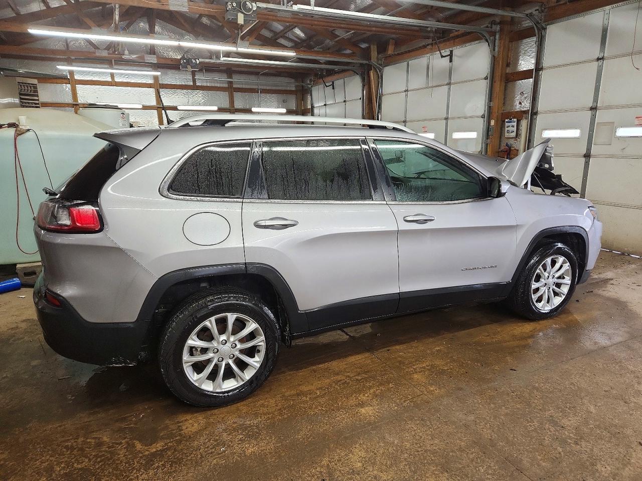 2019 JEEP CHEROKEE LATITUDE photo 3
