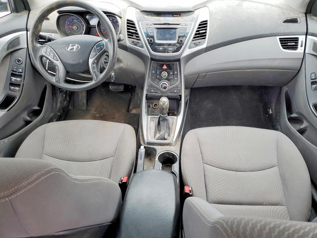 2014 HYUNDAI ELANTRA SE photo 8