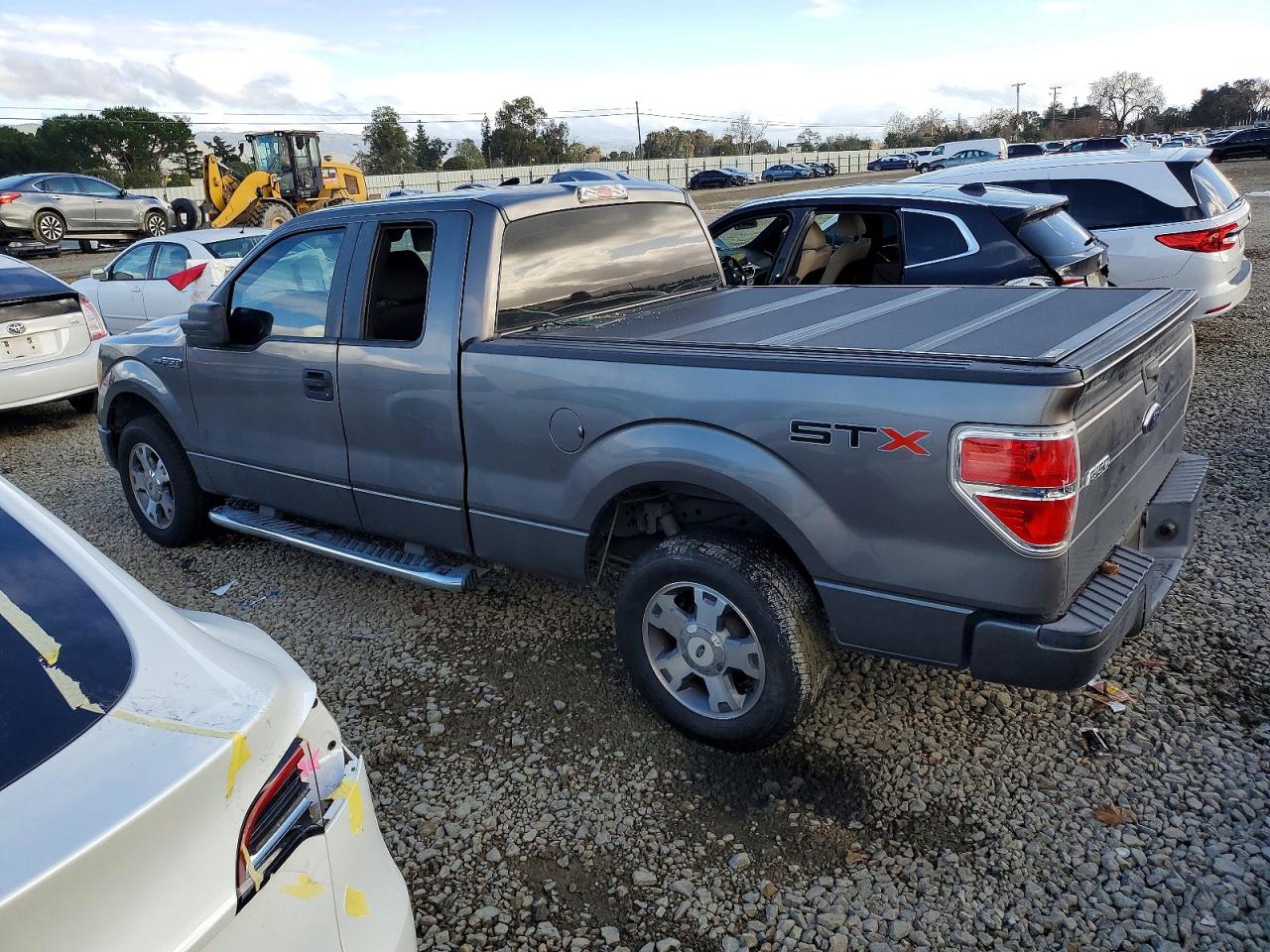 2010 FORD F150 SUPER CAB photo 2