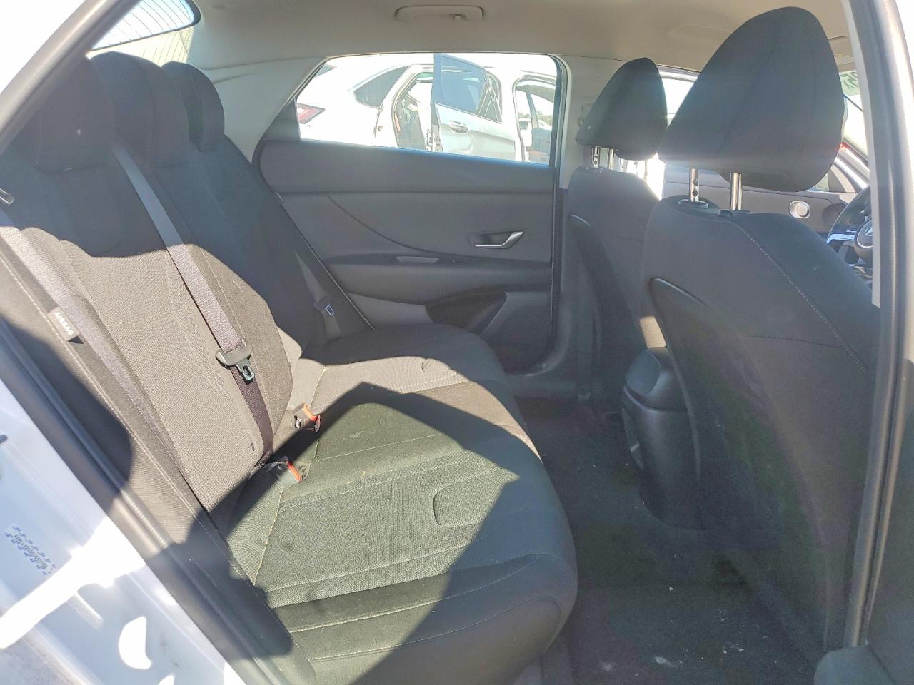 2024 HYUNDAI ELANTRA SE photo 10
