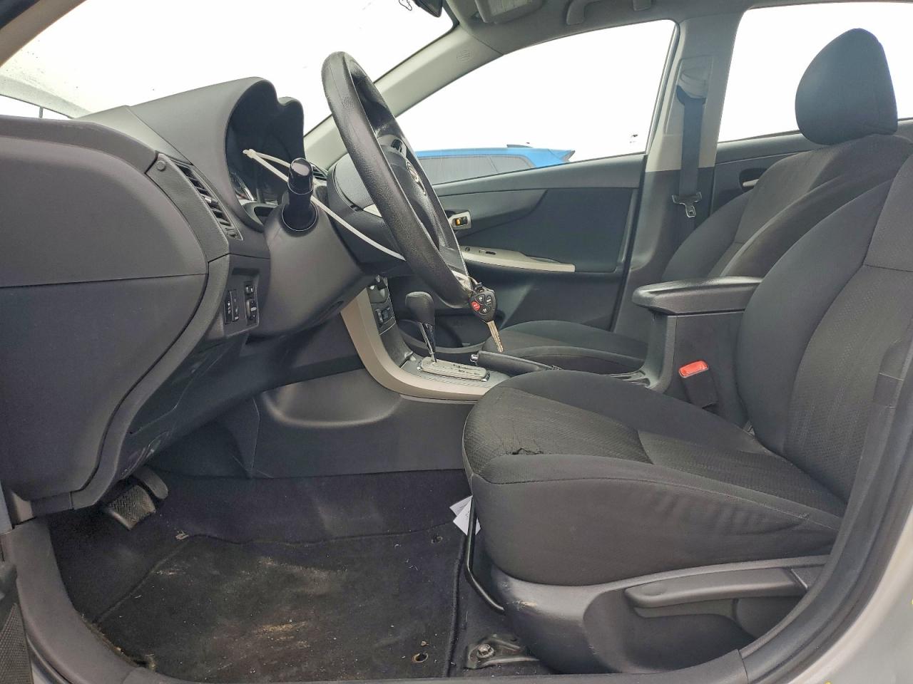 2011 TOYOTA COROLLA BASE photo 7