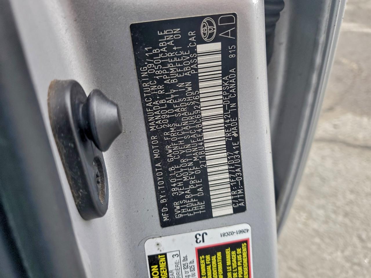 2011 TOYOTA COROLLA BASE photo 12