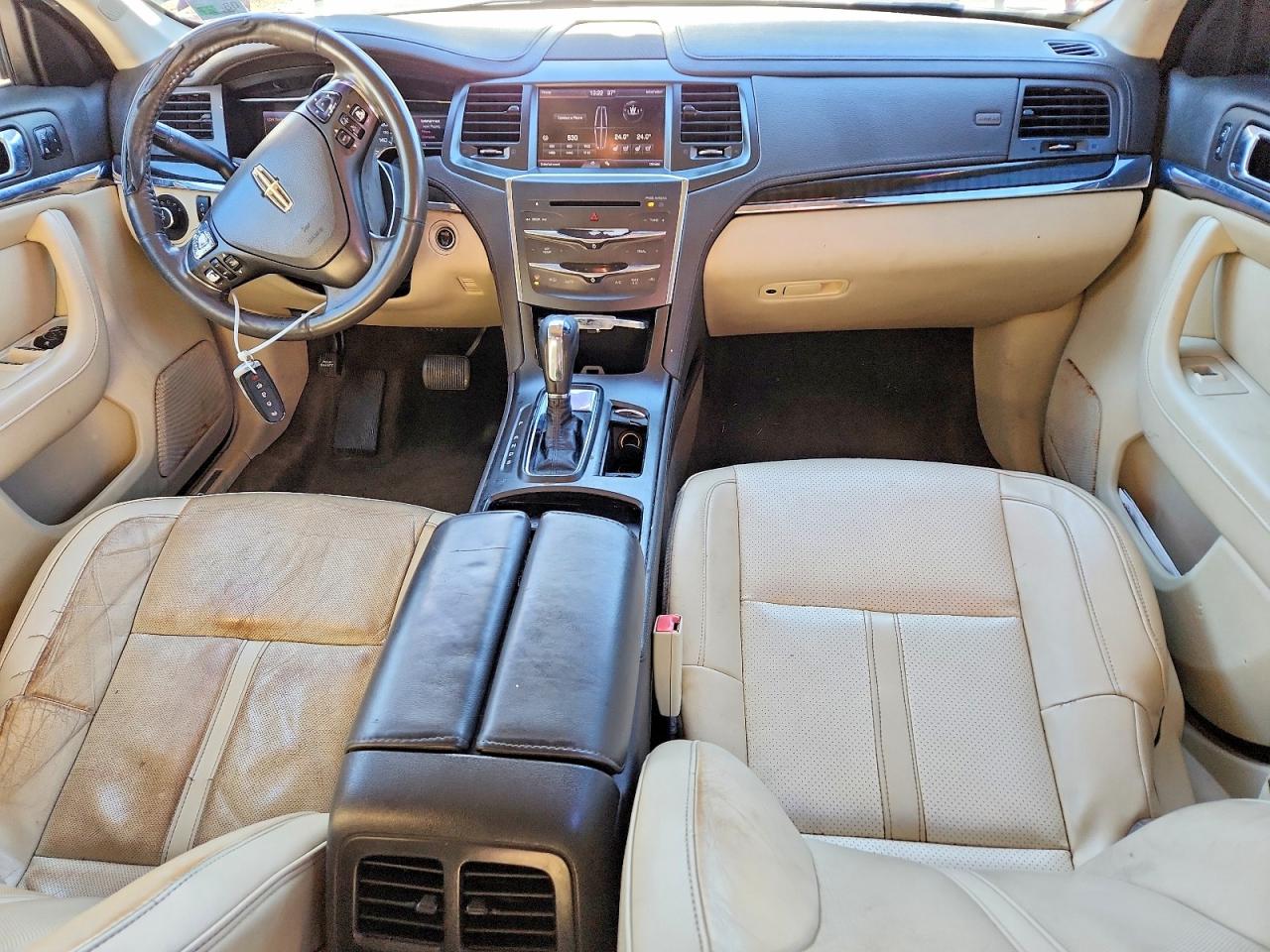 2013 LINCOLN MKS photo 8