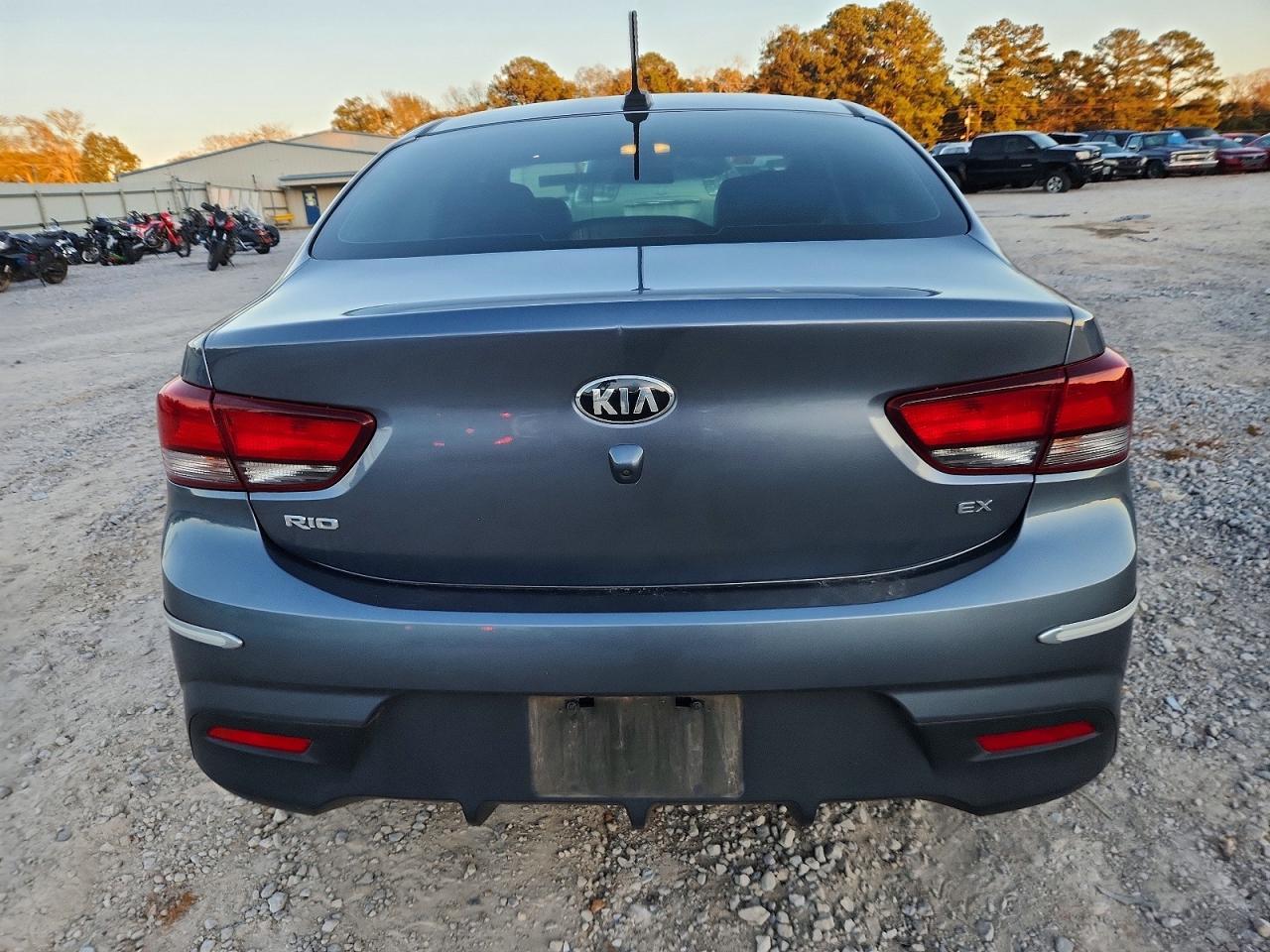 2018 KIA RIO EX photo 6
