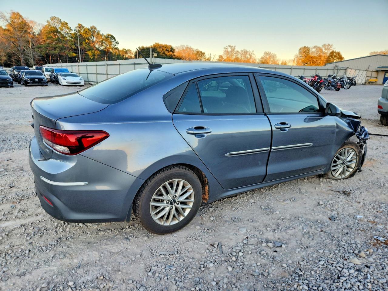 2018 KIA RIO EX photo 3