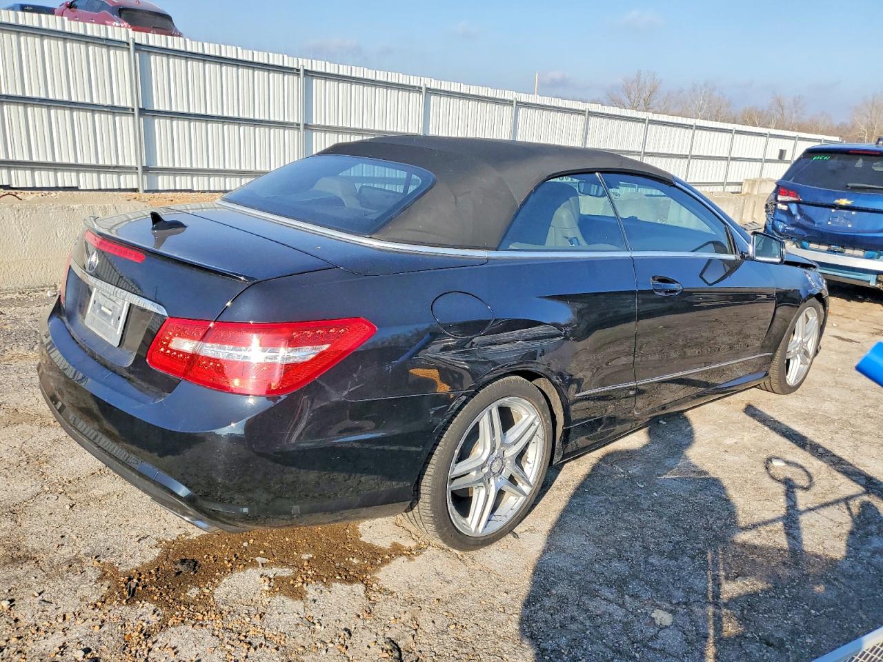 2011 MERCEDES-BENZ E 550 photo 3