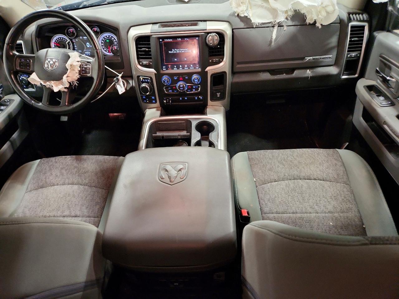 2019 RAM 1500 CLASSIC SLT photo 8