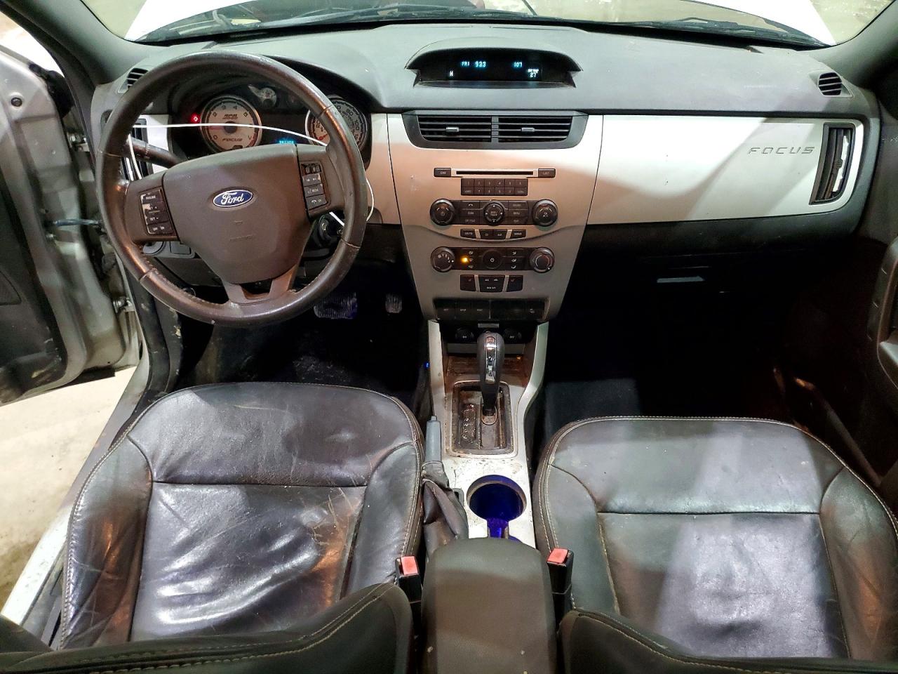 2009 FORD FOCUS SEL photo 8