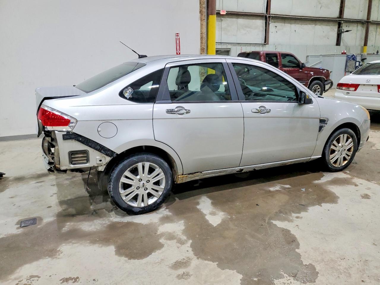 2009 FORD FOCUS SEL photo 3