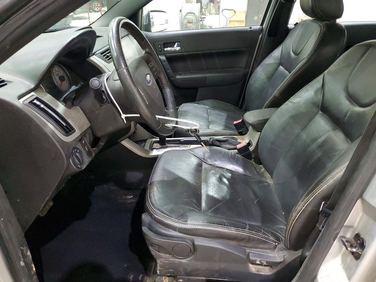 2009 FORD FOCUS SEL photo 7