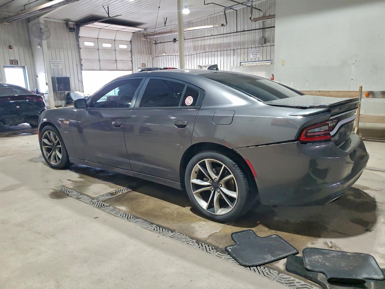2016 DODGE CHARGER R/T photo 2